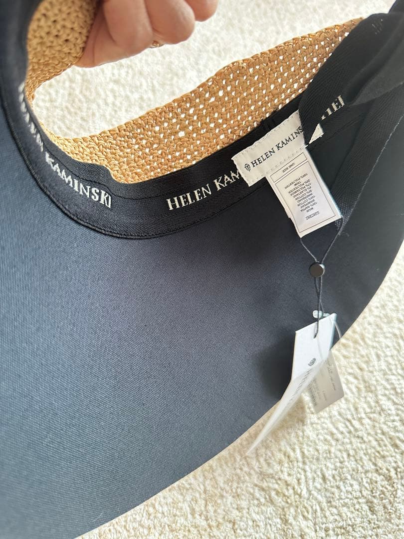 さんご❗️HELEN KAMINSKI 麦わら帽子 ブラック/ベージュ