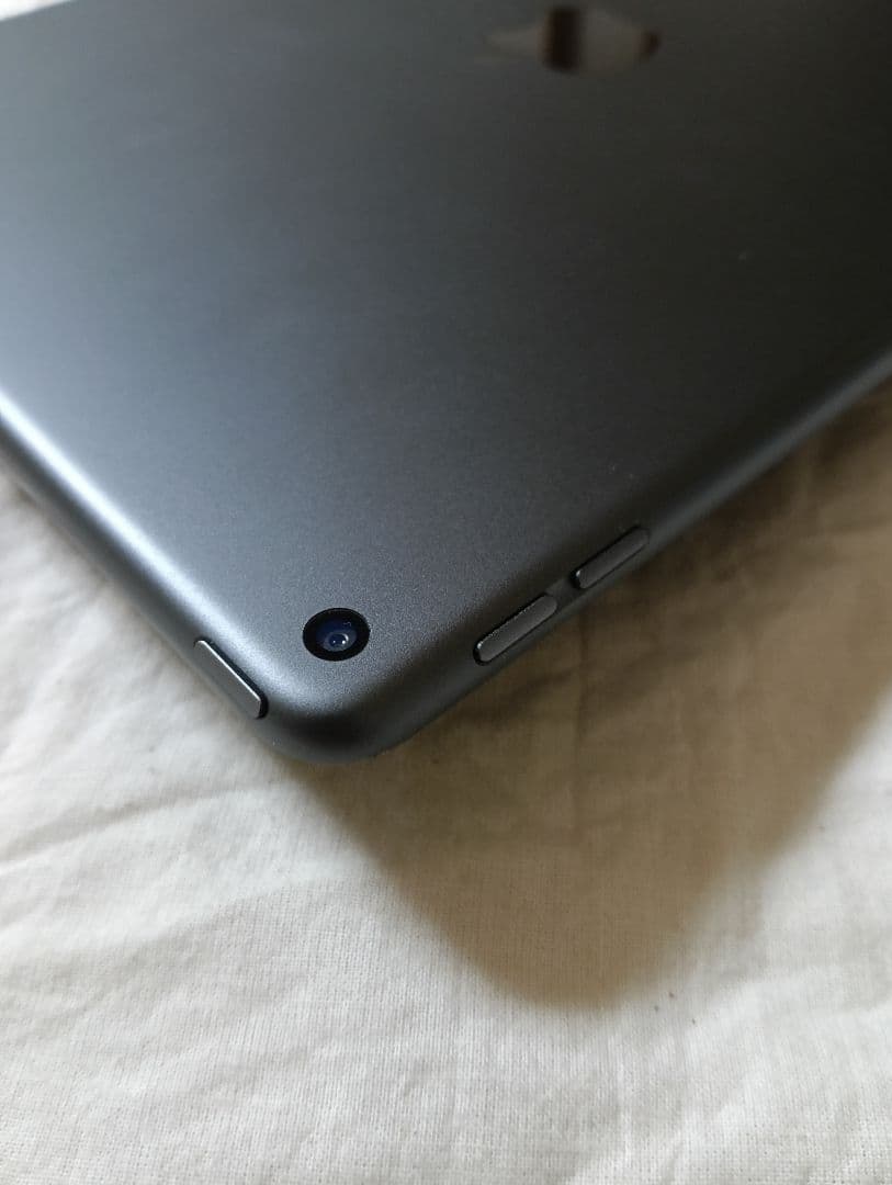 超美品 iPad Air 第3世代 バッテリー81%