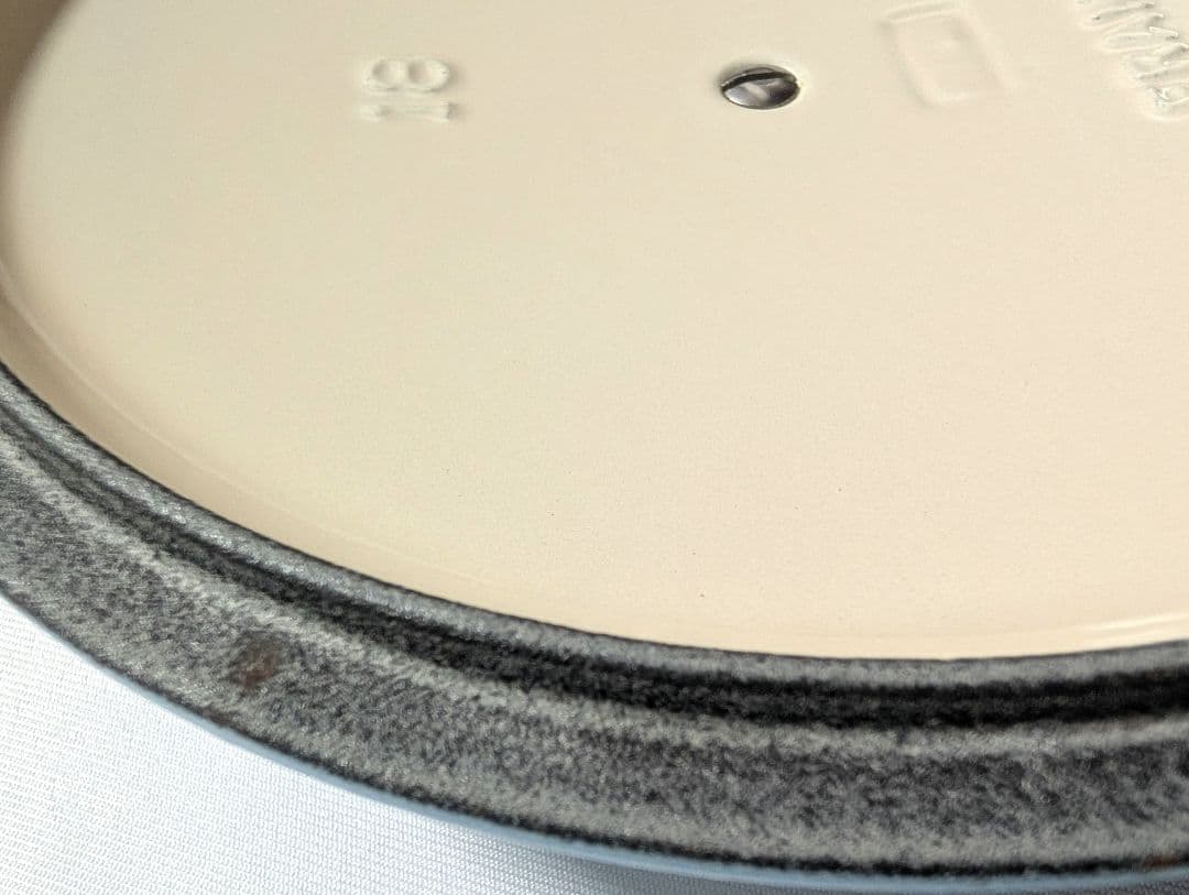 ★極美品★ル・クルーゼ ココットロンド　鍋 シュガーブルー 18cm