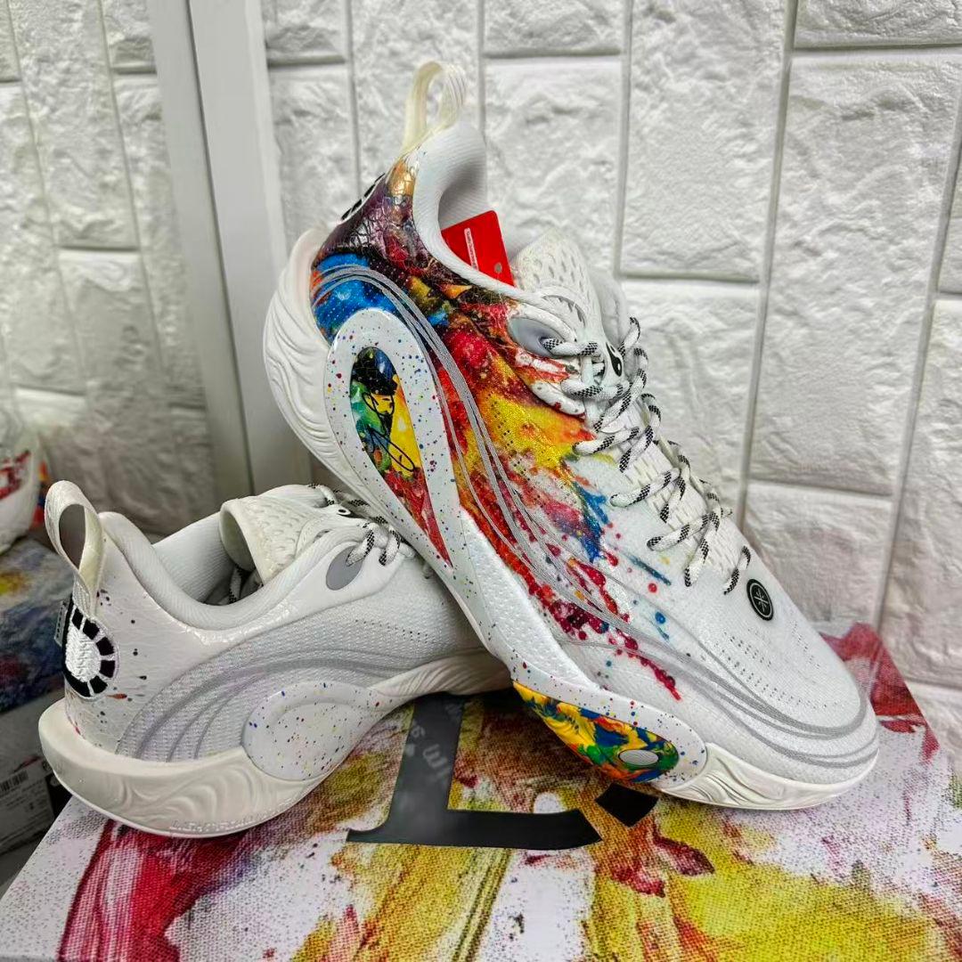 LI−NING Wade Dlo1\"花火\" リーニンウェイト バッシュ US10