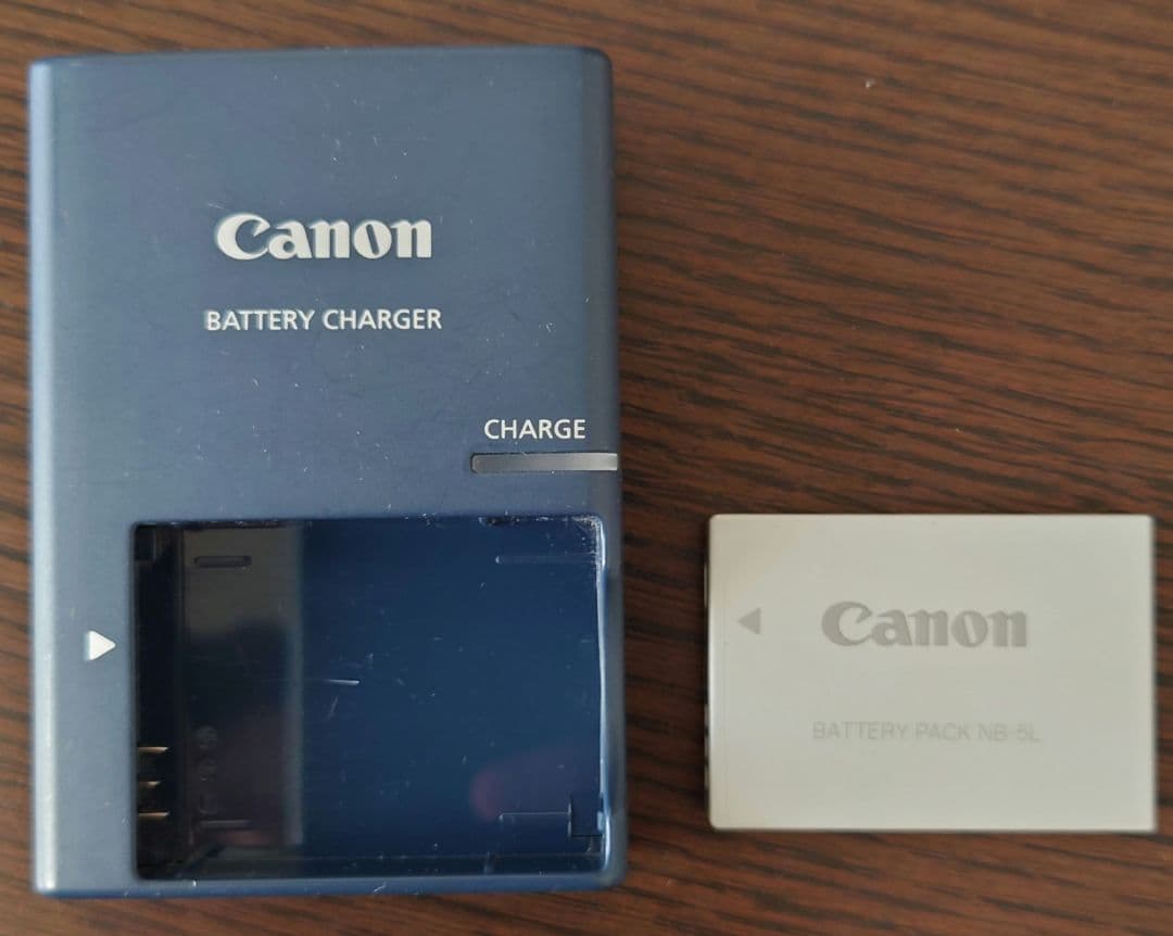 Canon PowerShot S110 本体 + 充電器 + バッテリー