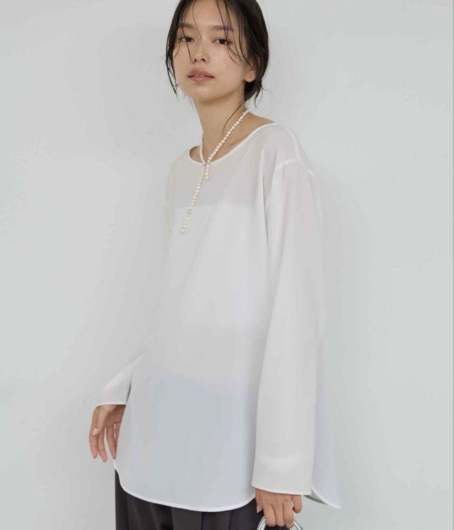 2025 GALLARDAGALANTEラウンドブラウスTee