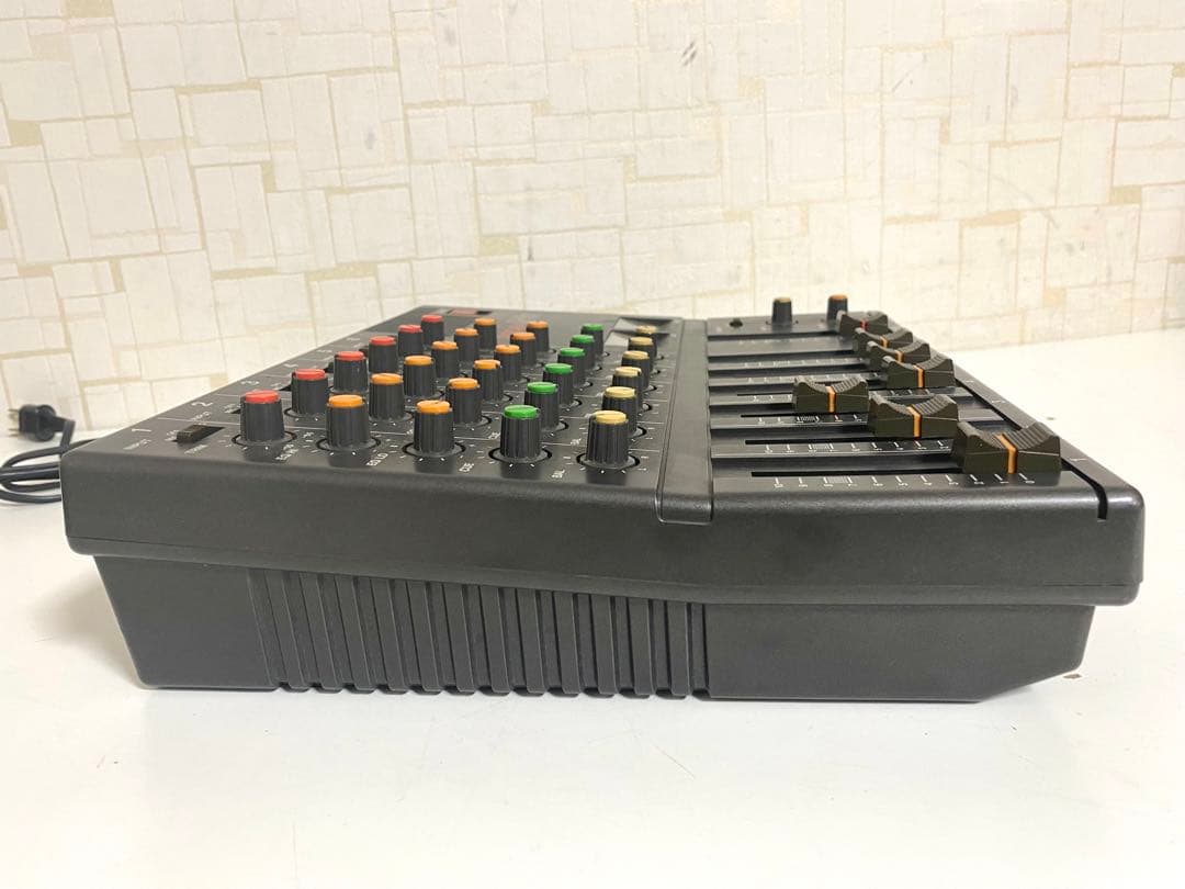 TEAC TASCAM M-06ST アナログミキサー