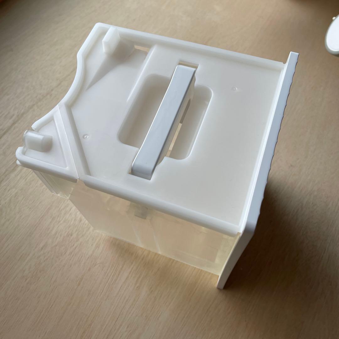 カドー　cado DH-7100 ホワイト　2021年製