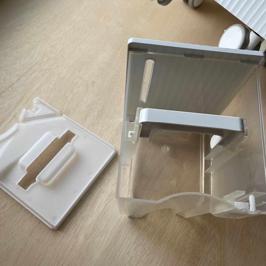 カドー　cado DH-7100 ホワイト　2021年製