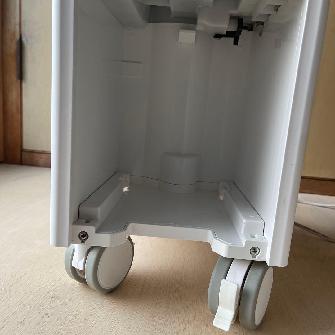 カドー　cado DH-7100 ホワイト　2021年製