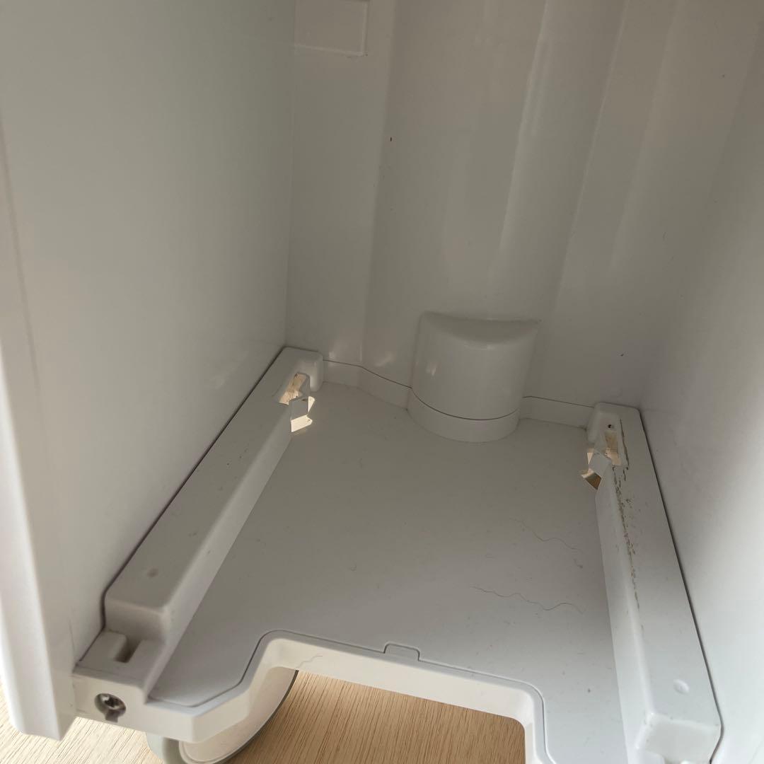 カドー　cado DH-7100 ホワイト　2021年製