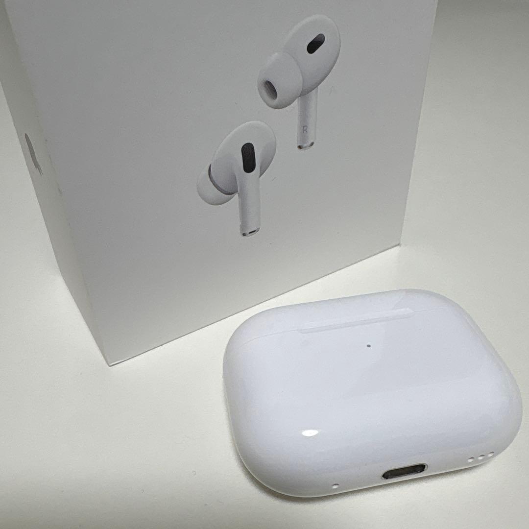 AirPods Pro 2 USB-Cモデル本体 （クリアケース付き）