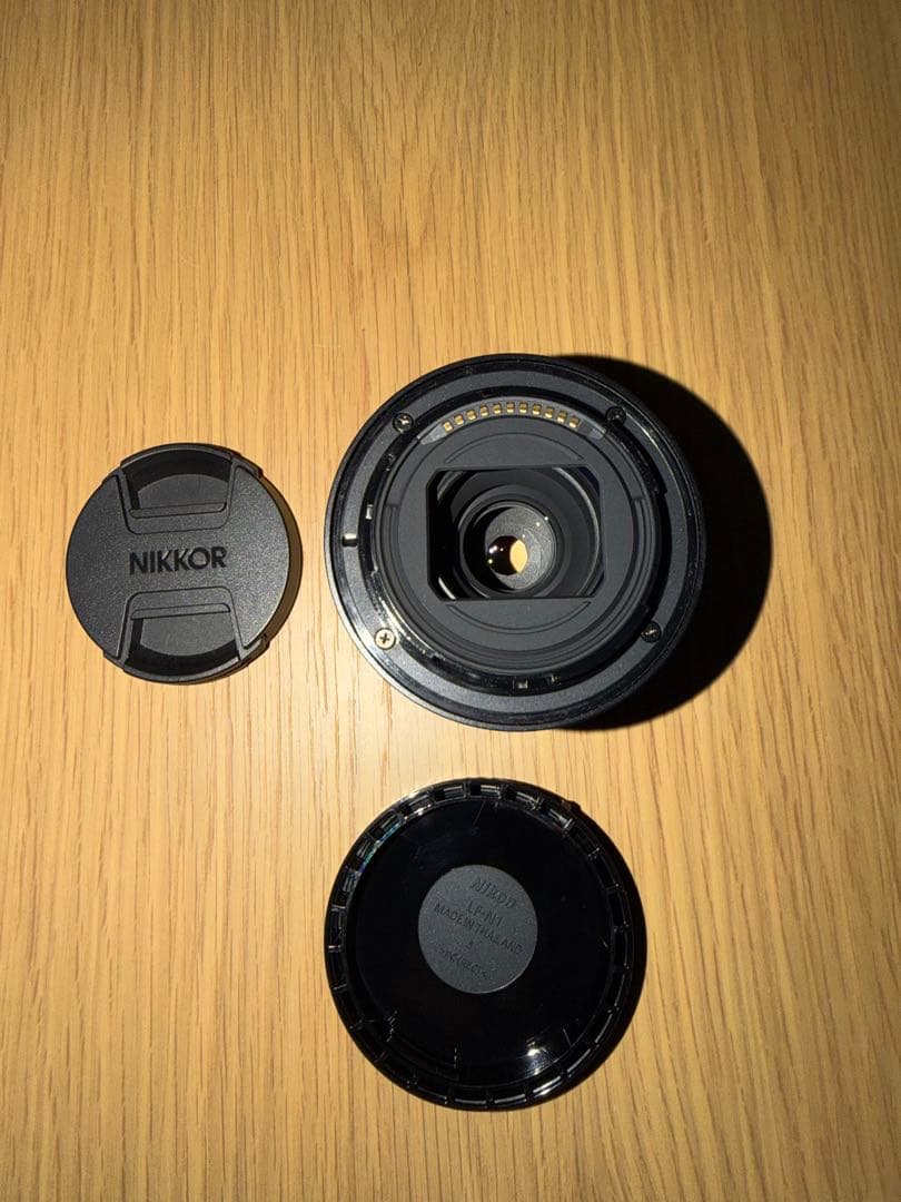 【極美品】Nikon Zf + 単焦点レンズ2本セット