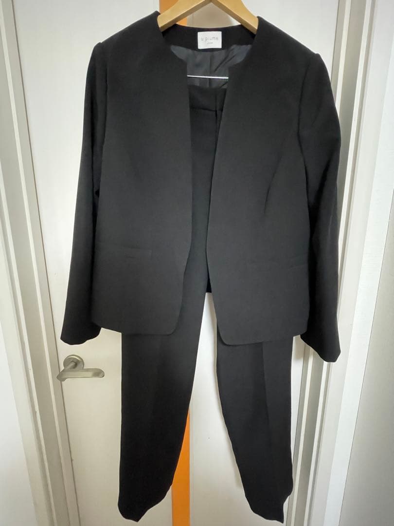 u plume(ユープリュム) ノーカラージャケットスーツセットアップ