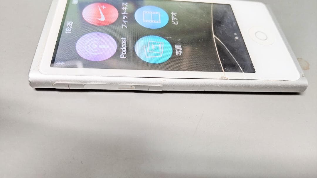 ジャンク品iPod nano MD480J シルバー　16GB