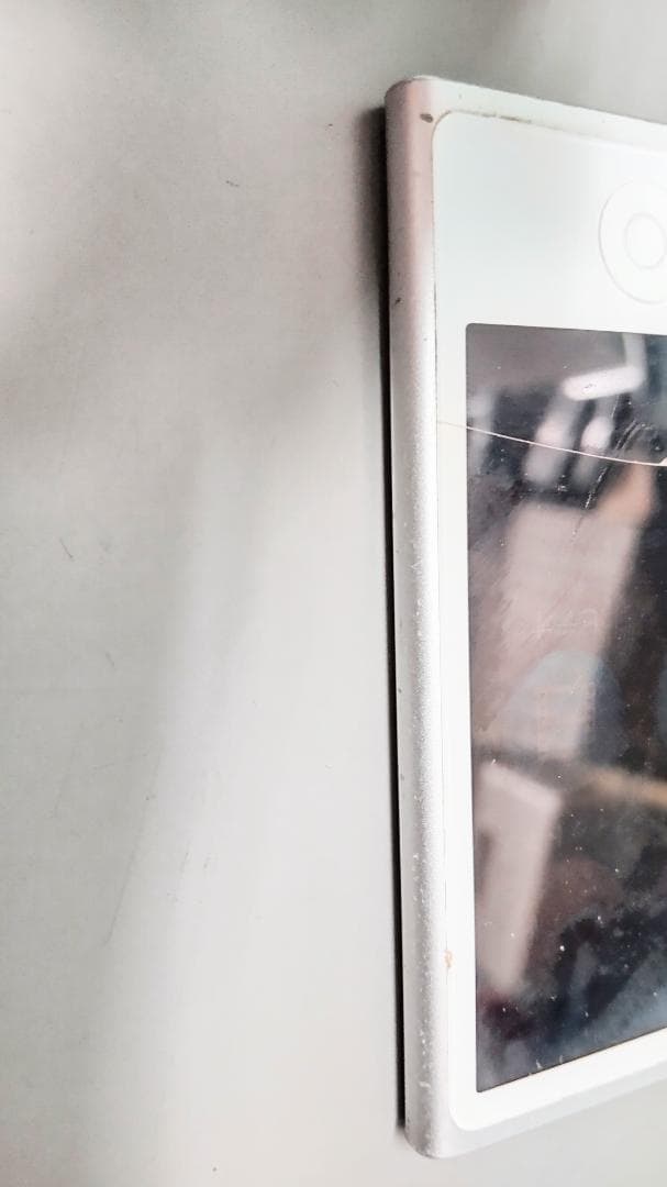 ジャンク品iPod nano MD480J シルバー　16GB