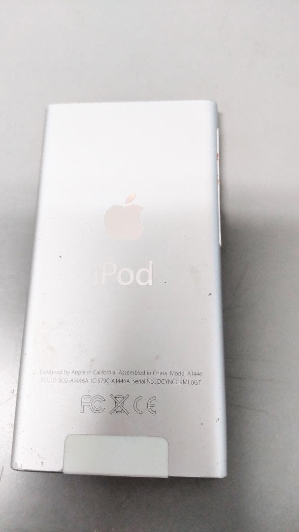 ジャンク品iPod nano MD480J シルバー　16GB
