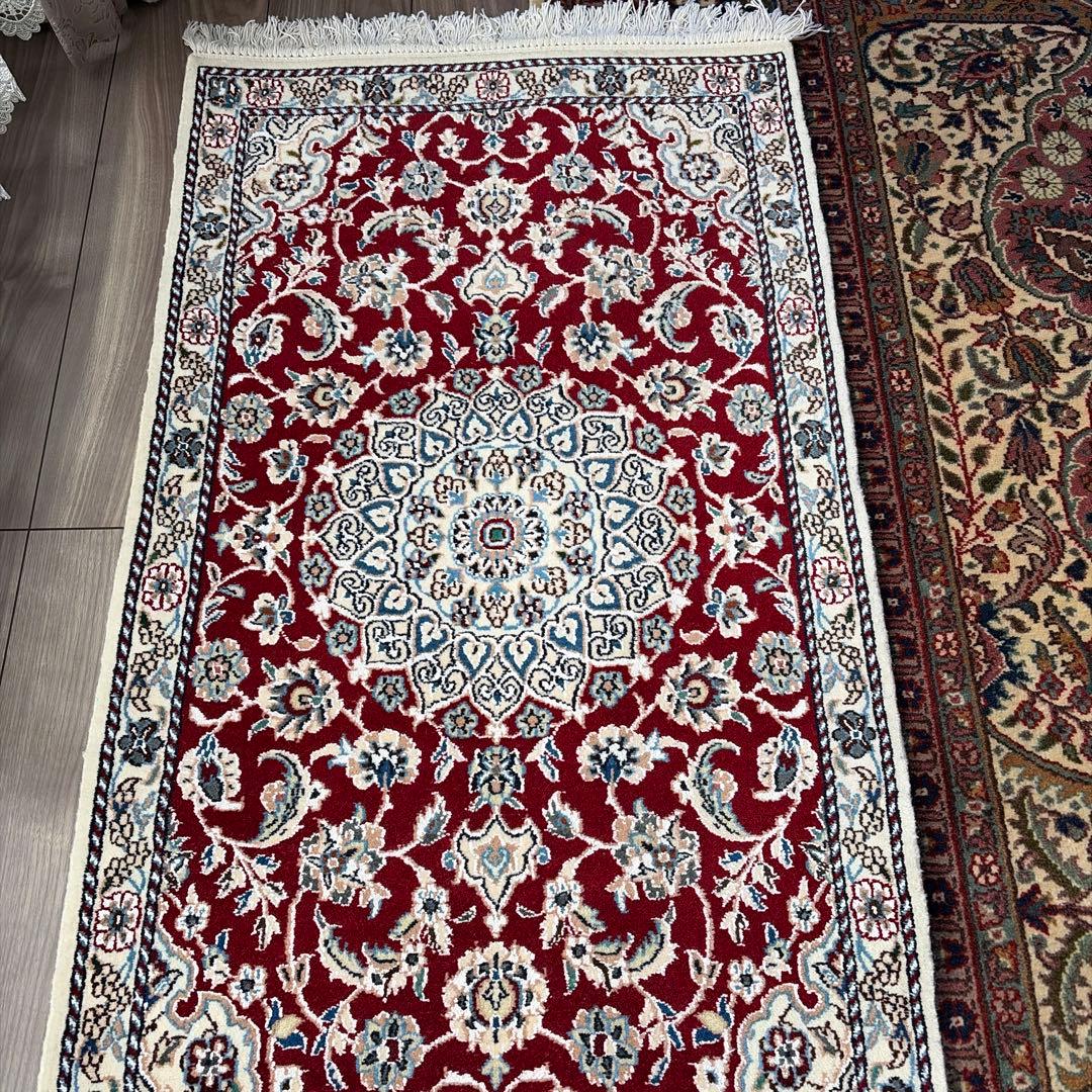 専用出品　ペルシャ絨毯　ナイン産9la約203cm×61cm 未使用に近い美品