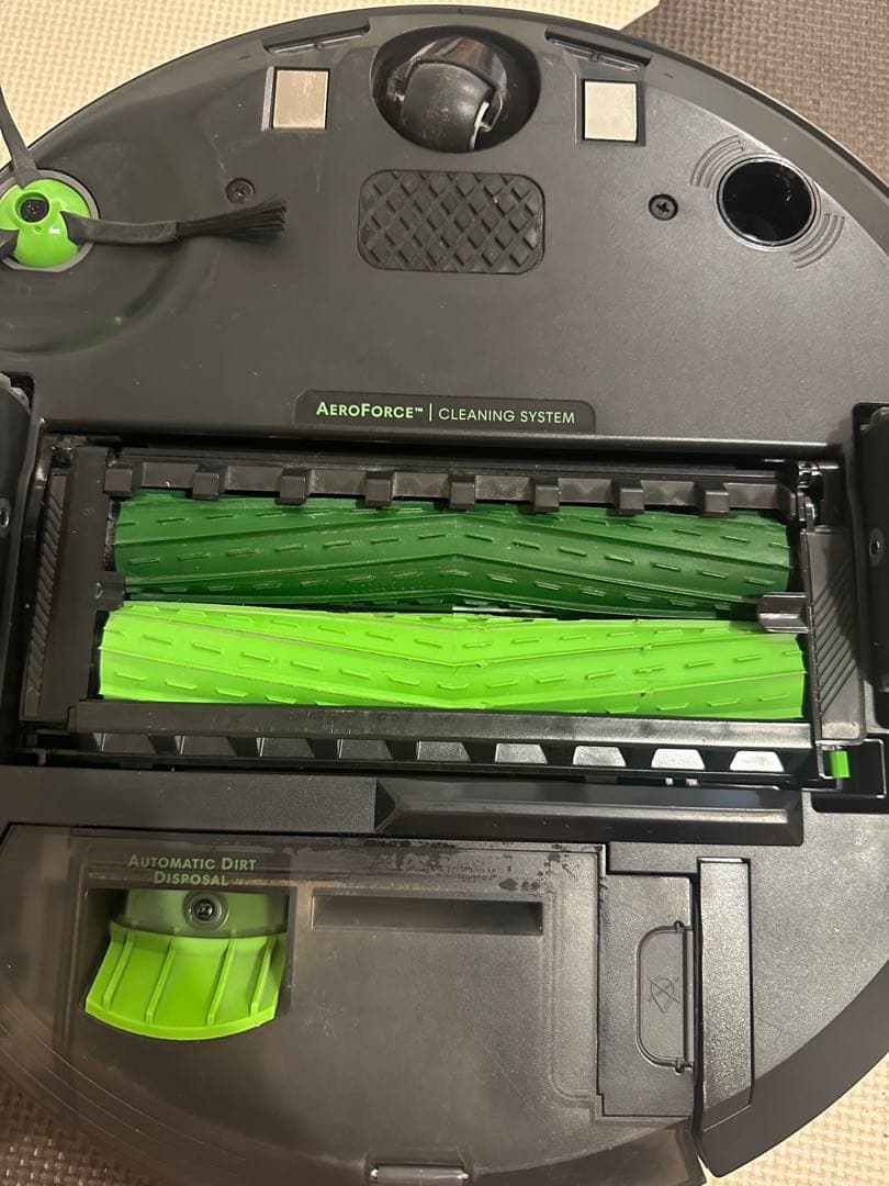 iRobot Roomba j7＋　ロボット掃除機本体