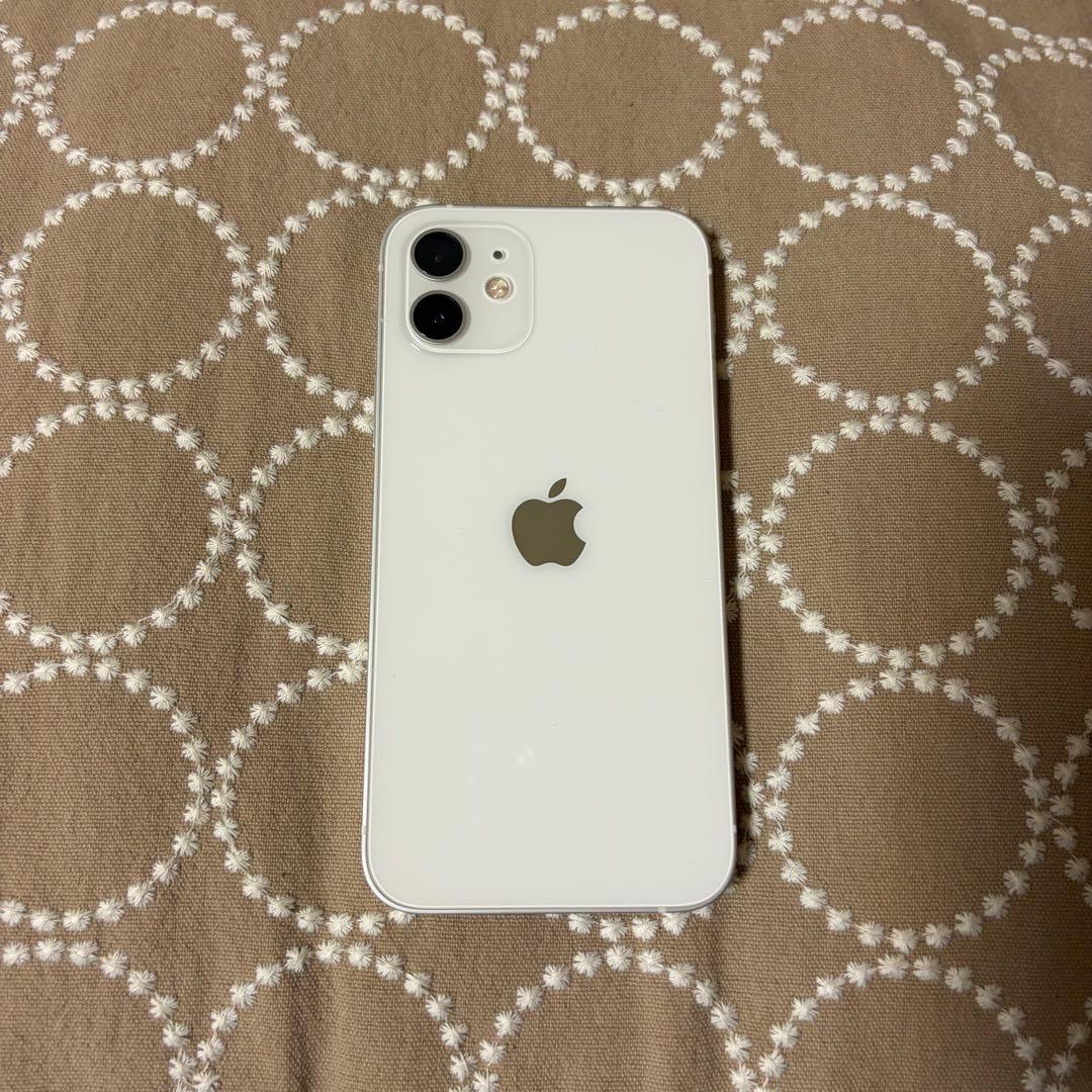 【美品】 Apple iPhone 12 256GB 本体 ホワイトSIMフリー