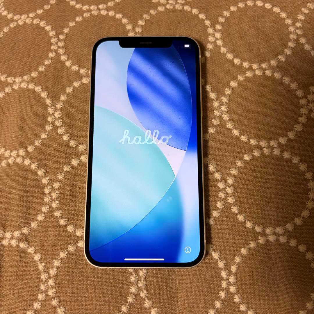 【美品】 Apple iPhone 12 256GB 本体 ホワイトSIMフリー