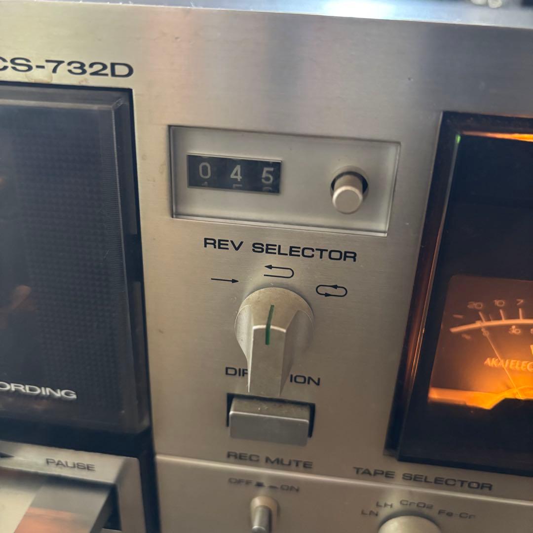 アカイ　CS-732D カセットデッキ　通電のみ