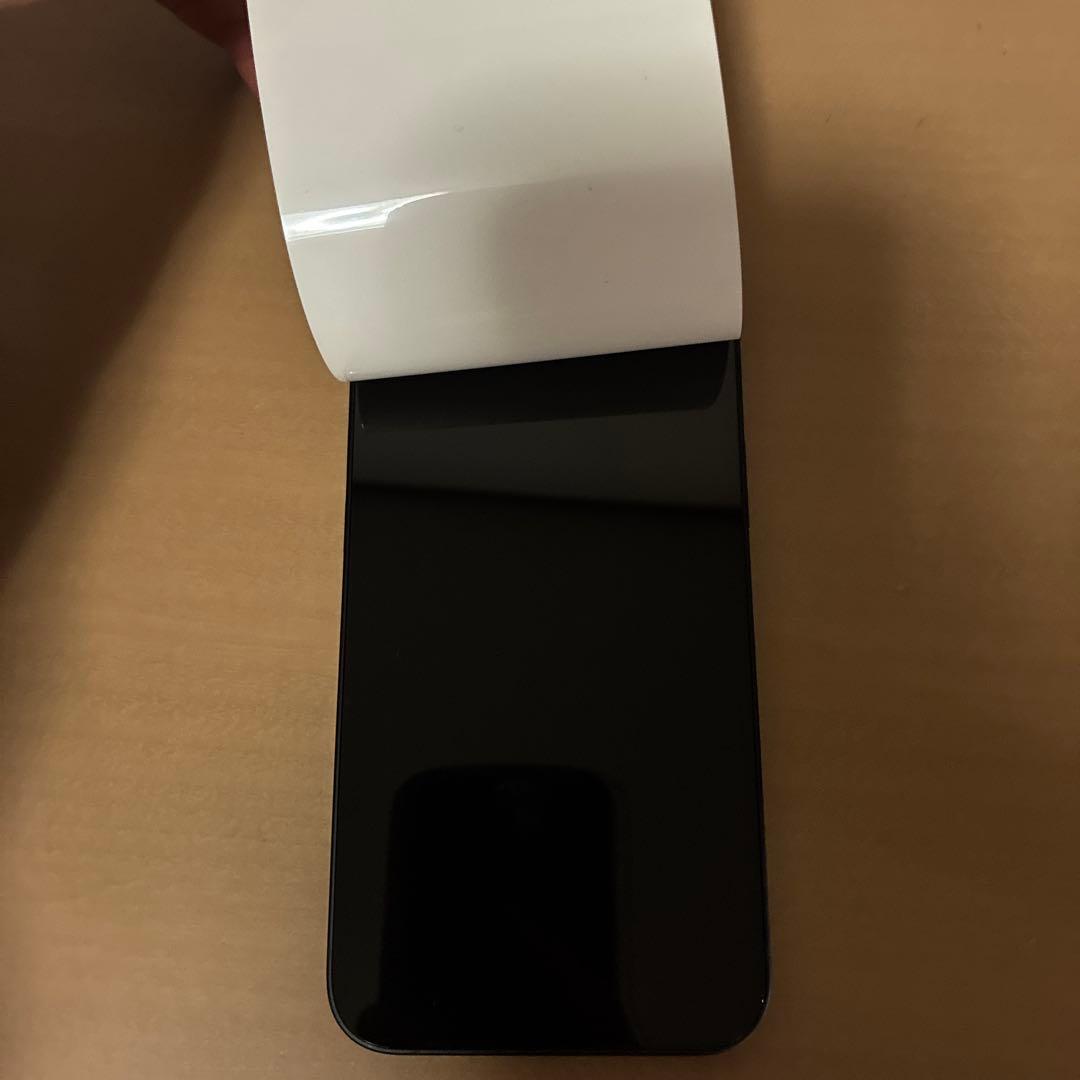 Apple iPhone 16 e ブラック 128G本体 充電ケーブル付