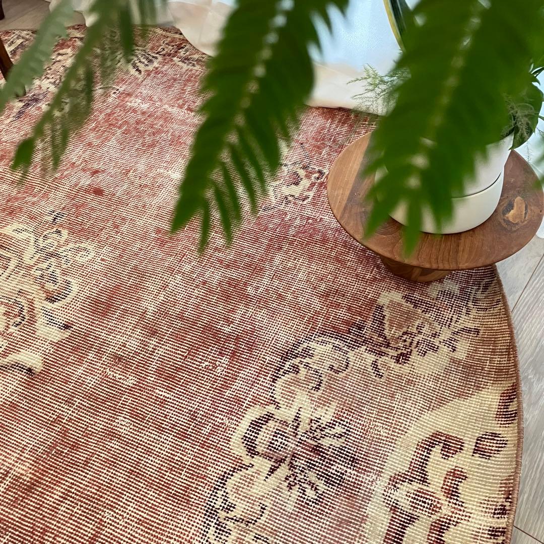 超大判145×145 ／ラウンド／レッドシャビー　トルコヴィンテージラグ