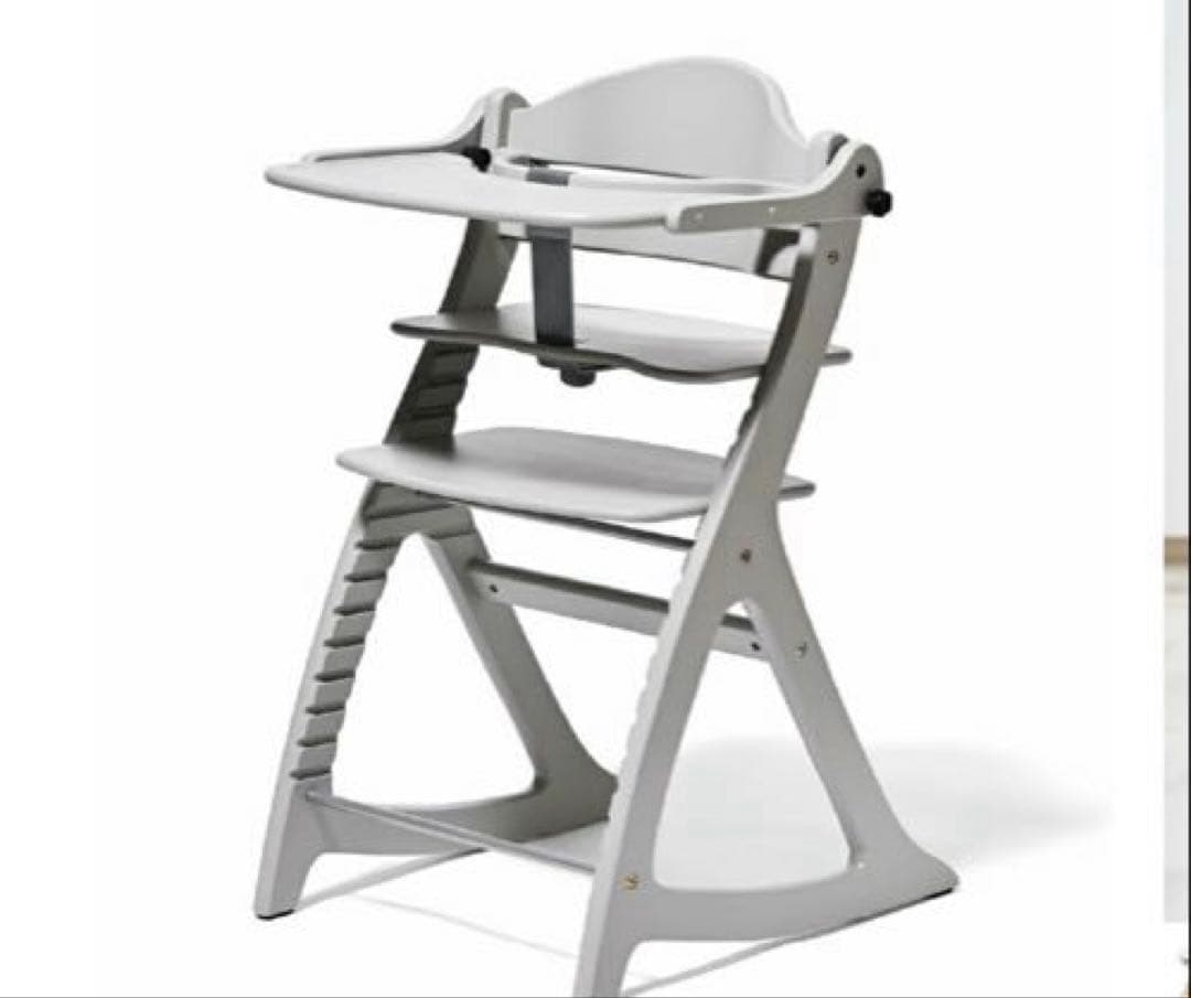 大和屋 yamatoya すくすくチェアGL グレー　ベビーチェア ハイチェア