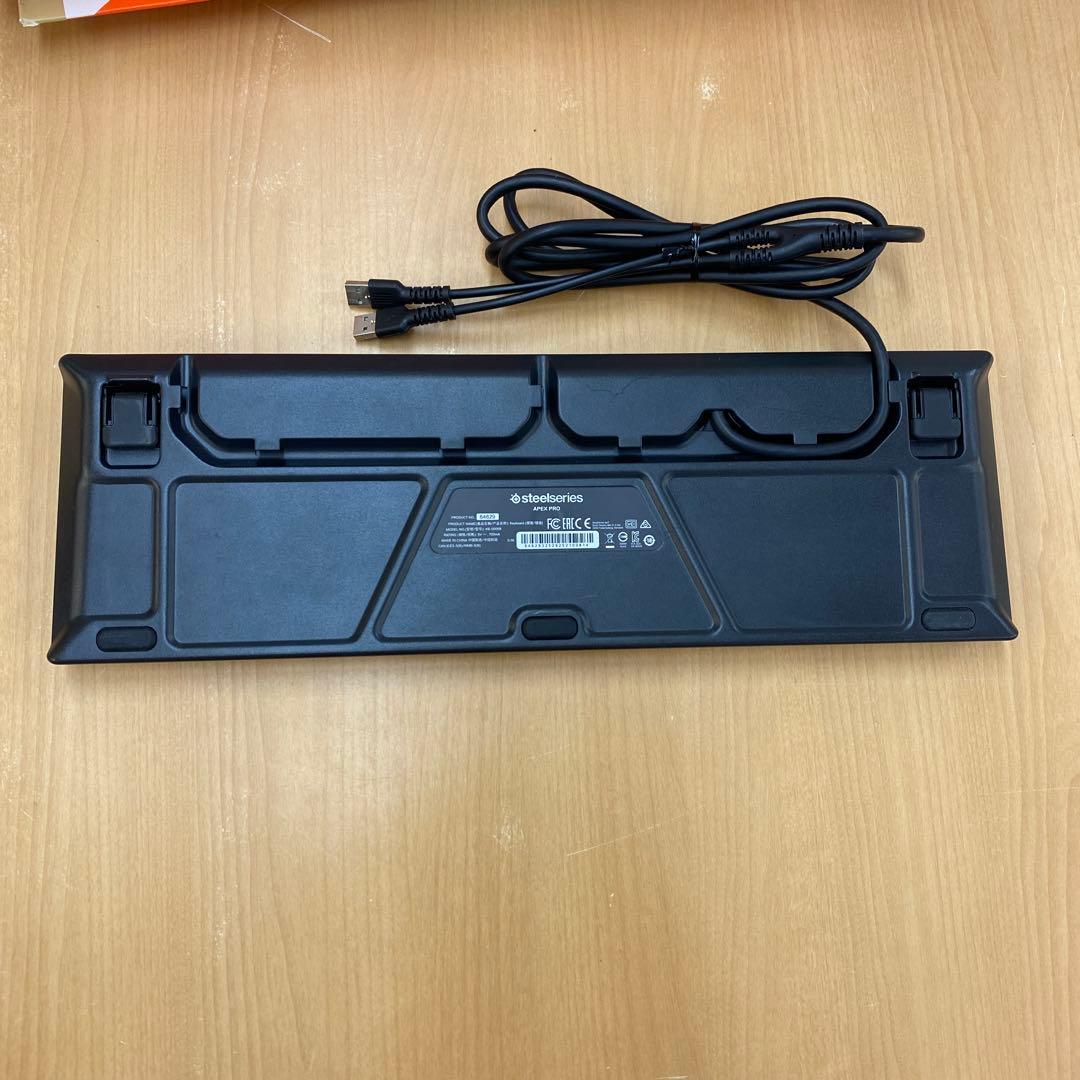 11)スティールシリーズ エイペックスプロ ゲーミングキーボード