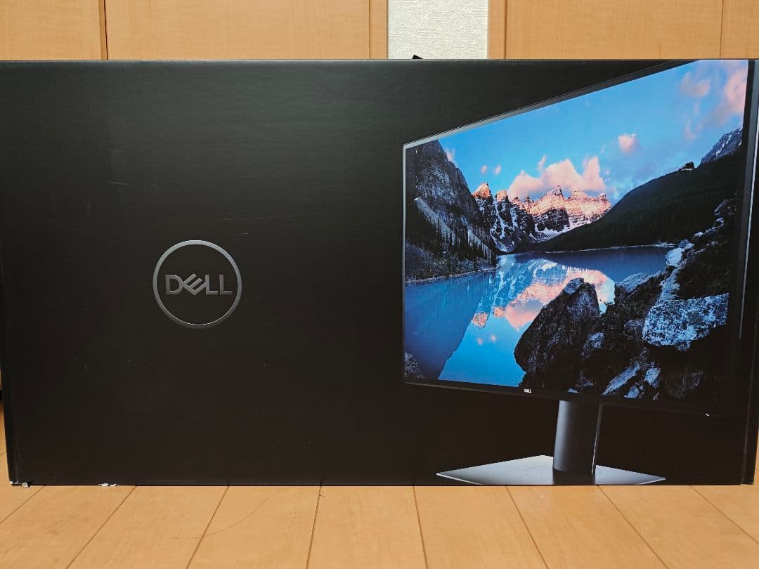 DELL 4Kモニター U2720QM