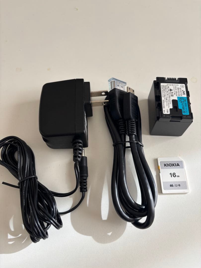 ⭐️極美品⭐️ JVCケンウッド エブリオ GZ-HM133-R 動作確認済み