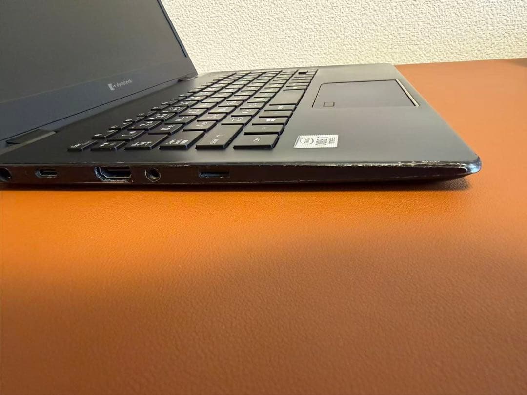 東芝 dynabook G83/FR i7-10510u 8-256 04