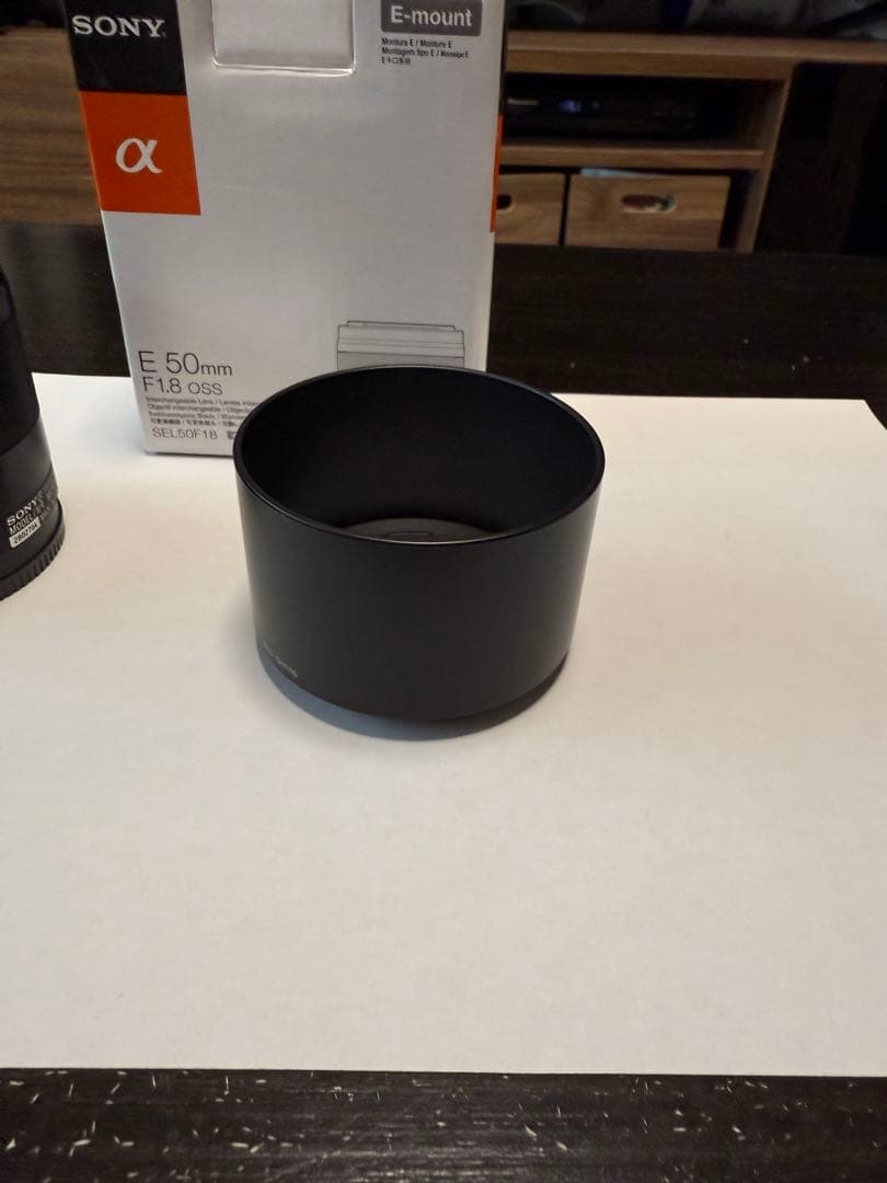 Sony E 50mm F1.8 OSS レンズ
