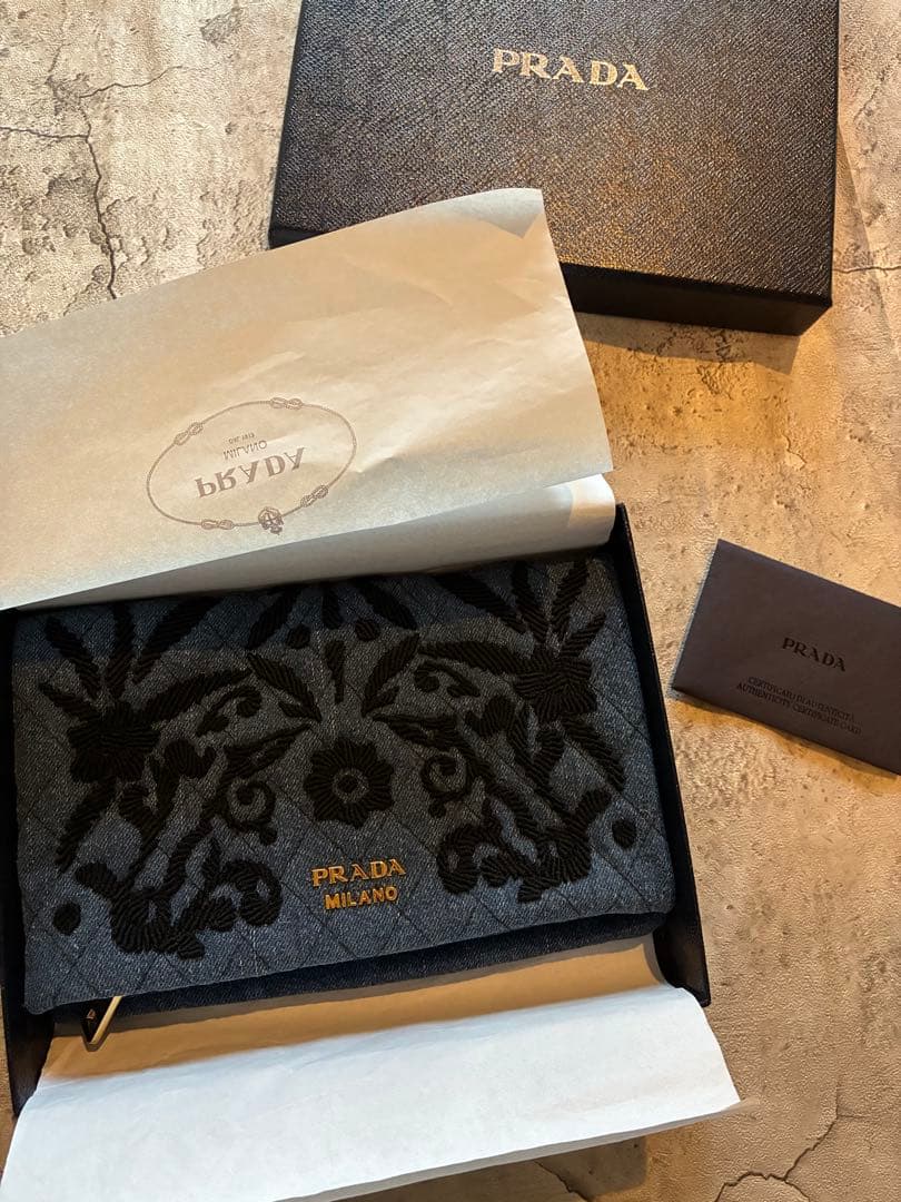 PRADA デニム　クラッチバッグ　美品