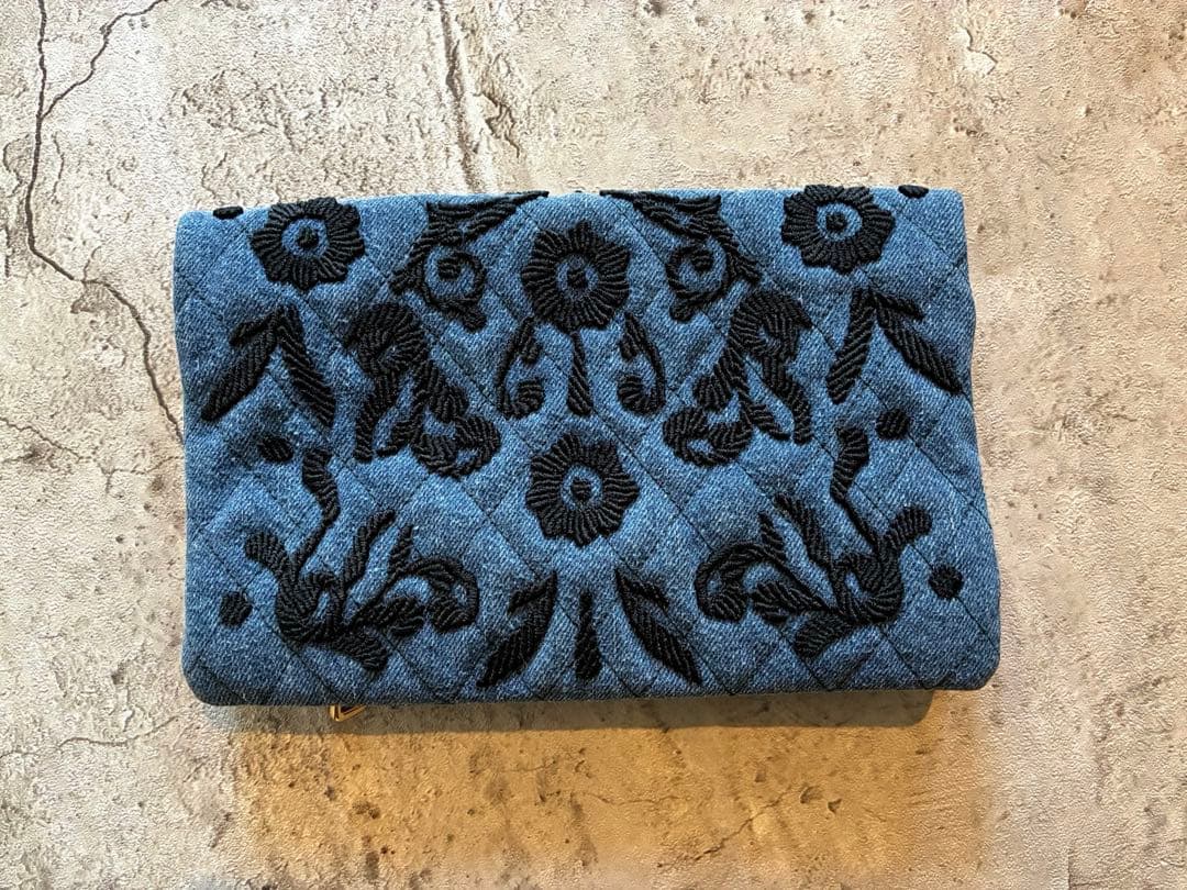 PRADA デニム　クラッチバッグ　美品
