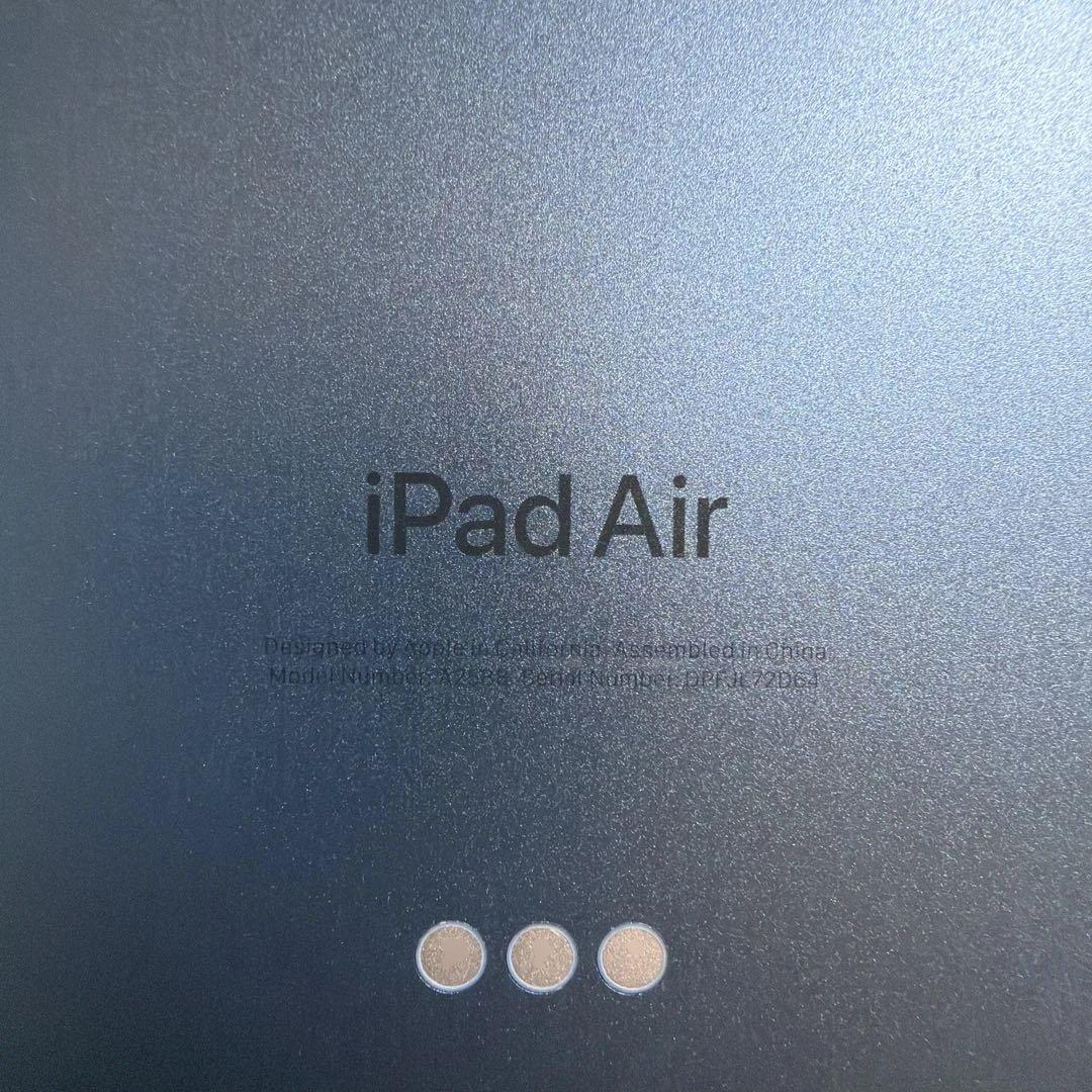 iPad Air 第5世代 11インチ水没 電源入らず ジャンク 美品