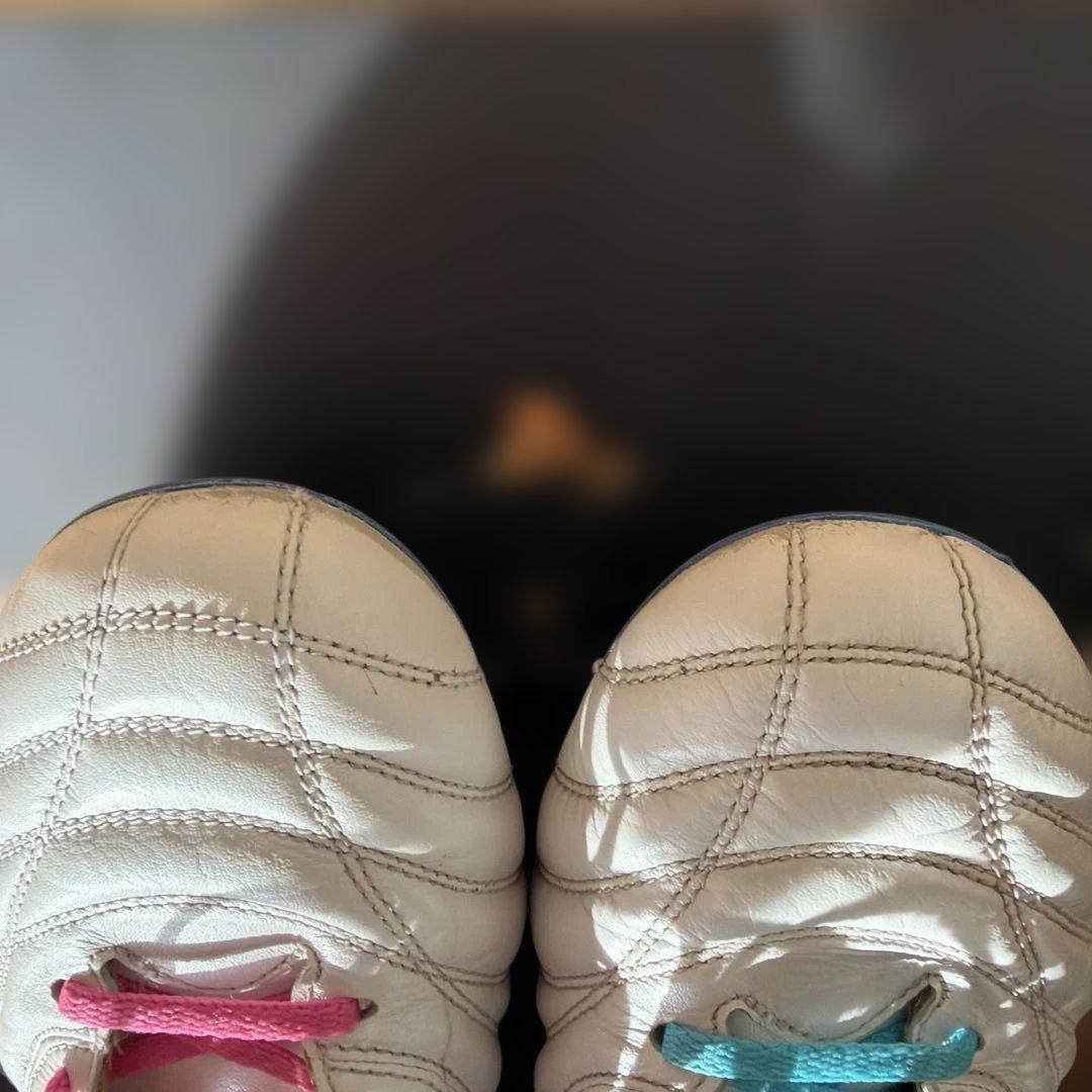 Mizuno サッカーシューズ モレリアネオ4 25.5