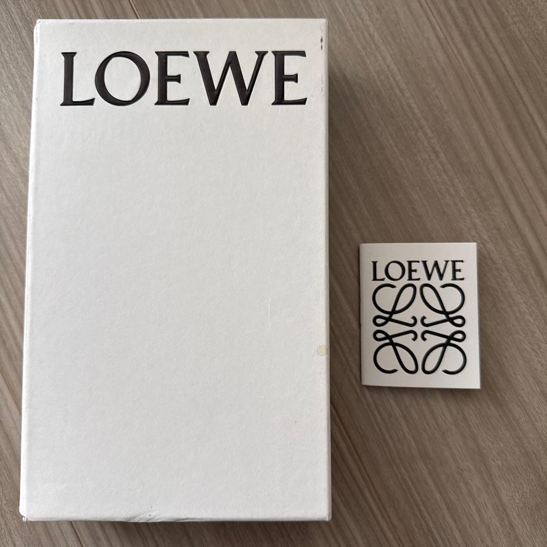LOEWE 長財布 ベージュ 未使用