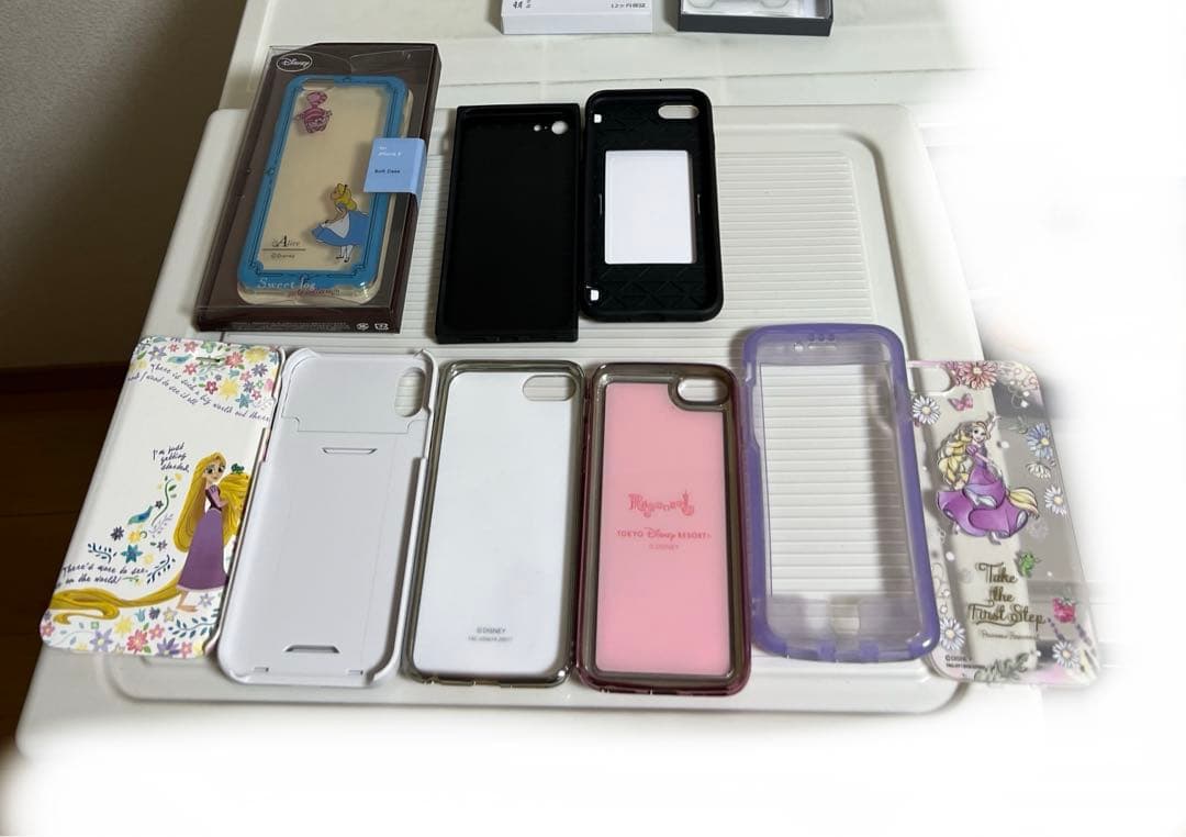 ディズニー、ラプンツェル、ベルのスマホカバー