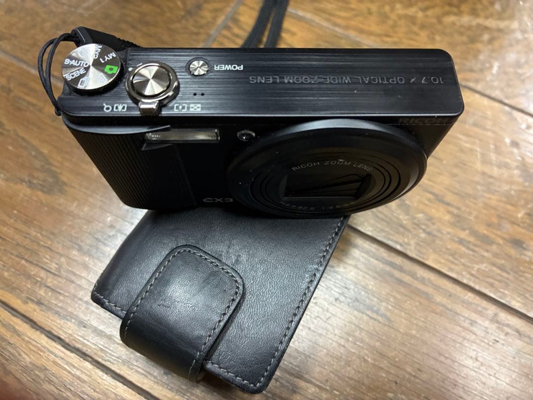 RICOH リコー デジタルカメラ　CX3 ケース付き　充電器　値引き可能‼️