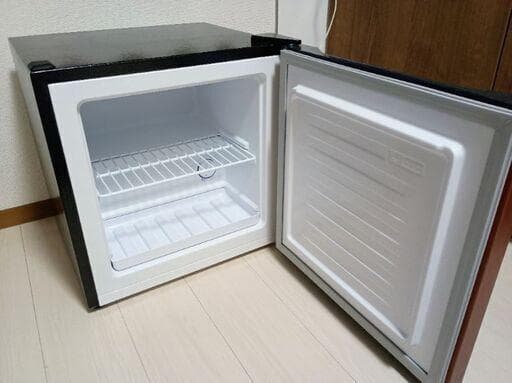 アイリスオーヤマ　冷蔵/冷凍庫　31L