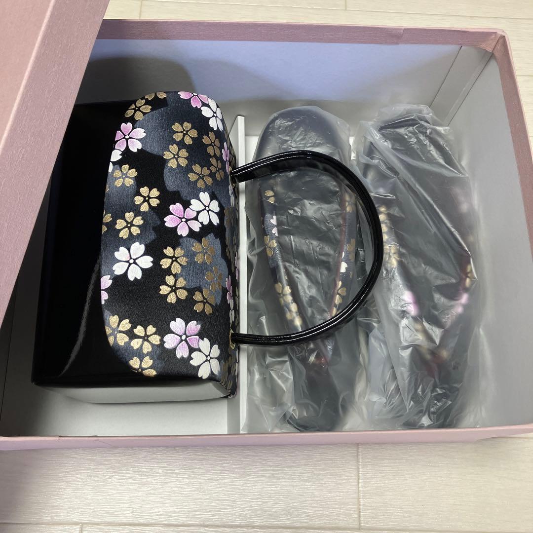《未使用》草履バッグセット　舞桜　黒　成人式　24.5 箱付き