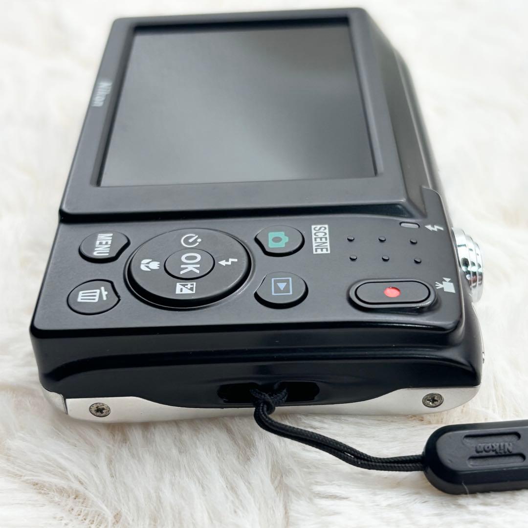 動作良好 Nikon COOLPIX S2900 シルバー