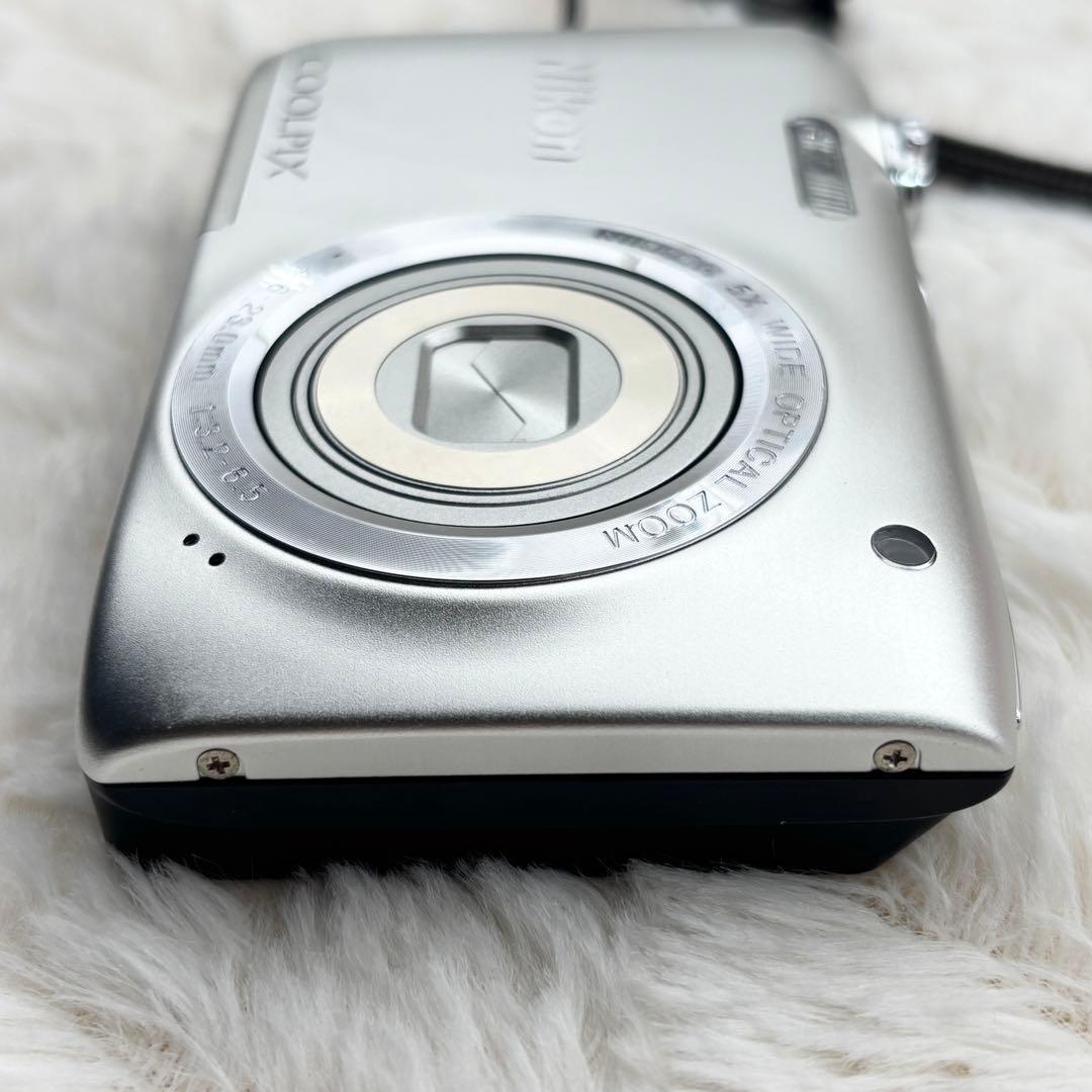 動作良好 Nikon COOLPIX S2900 シルバー