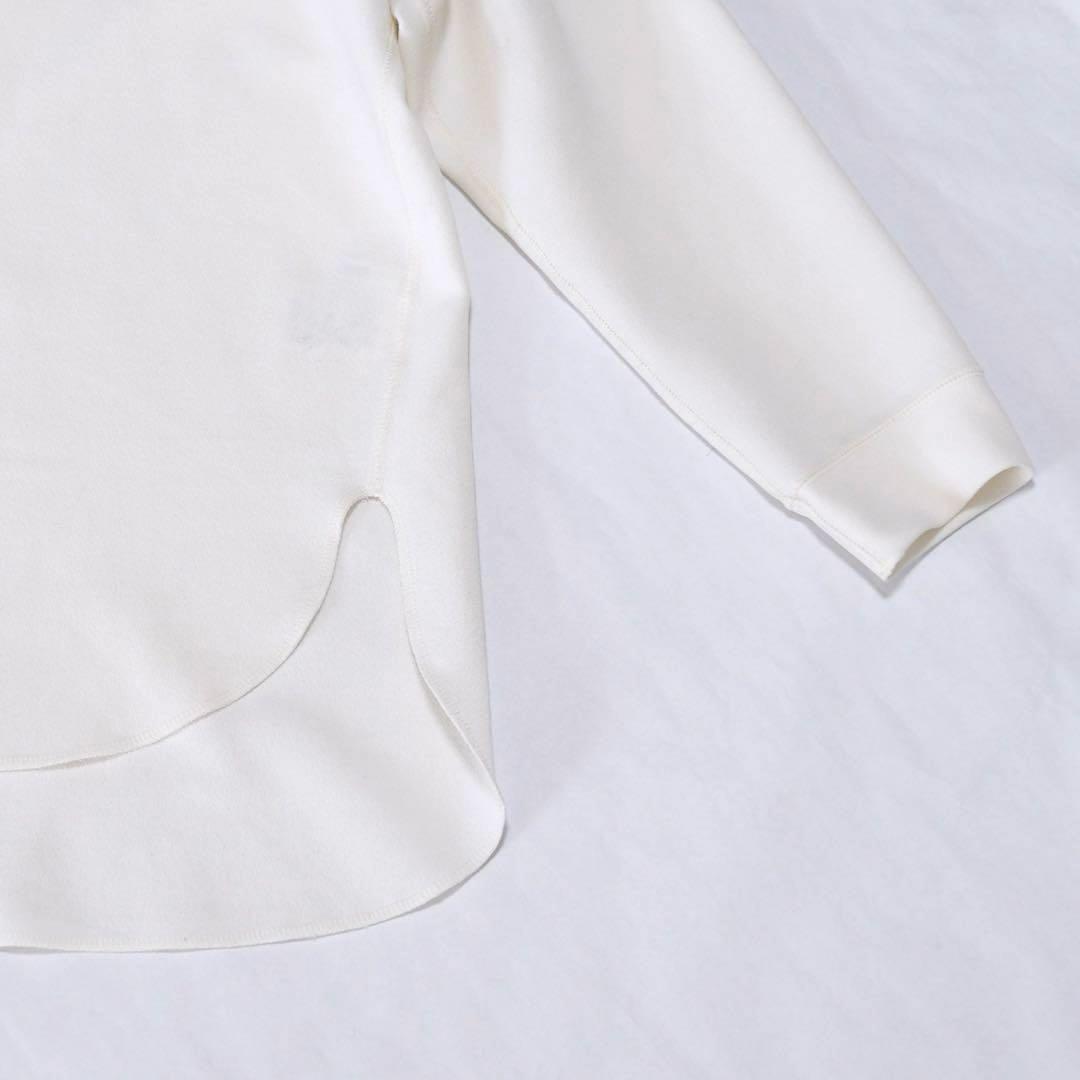 美品　whim gazette Vガゼットプルオーバー　オフホワイト　36