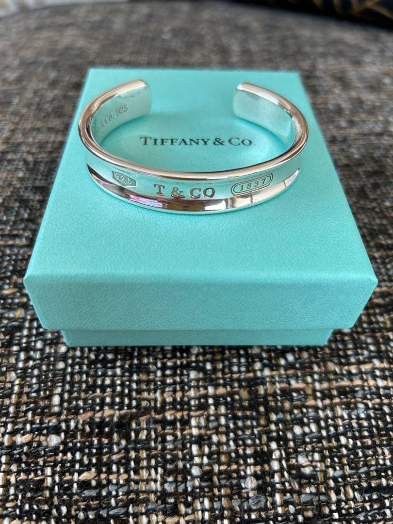Tiffany & Co. ティファニーシルバーバングル