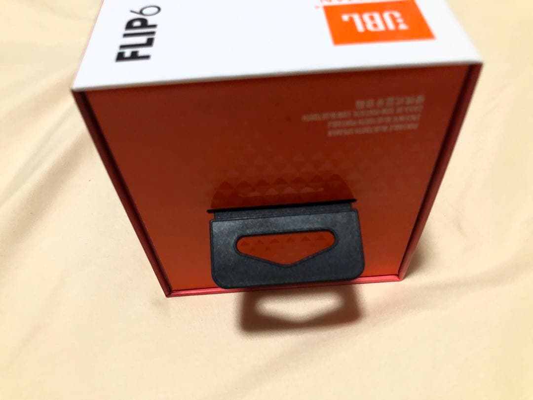 新品未開封　JBLFLIP6 ポータブル　Bluetooth スピーカー　赤