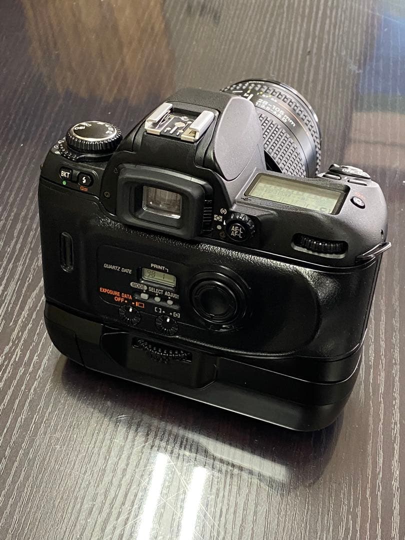 Nikon F80S 35mm AF 一眼レフ フィルム カメラ