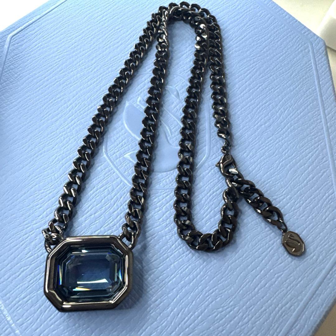 スワロフスキーミレニアペンダント