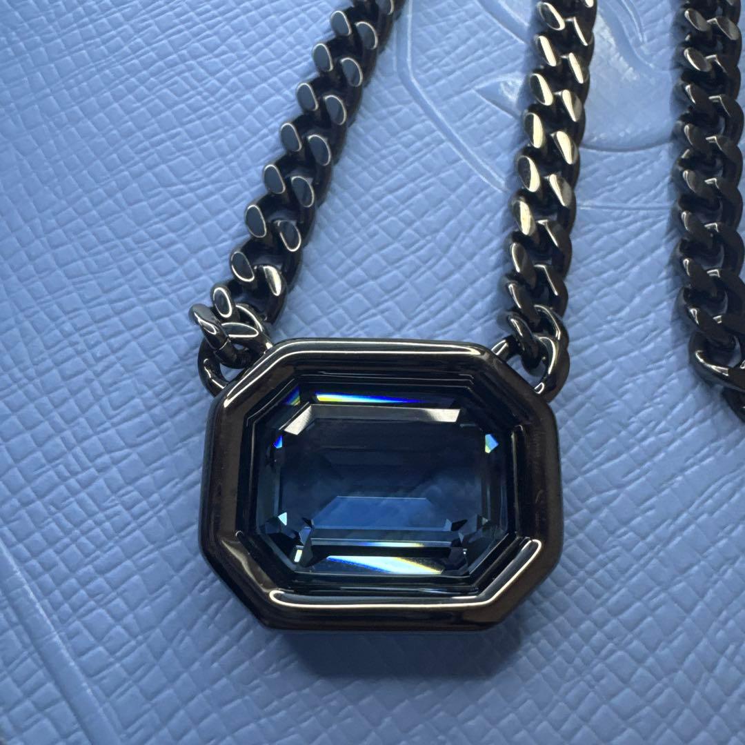 スワロフスキーミレニアペンダント