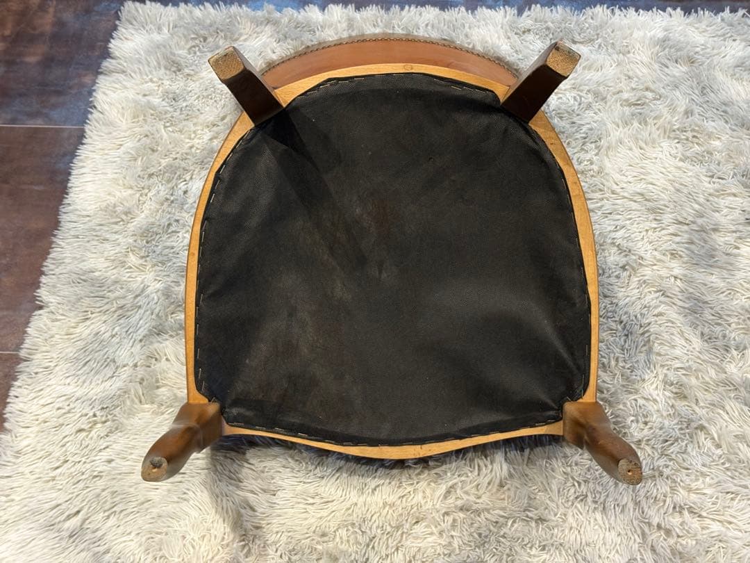 希少　アンティーク　クラシック　鋲打ち　猫脚　ボタンダウン　レザーチェア　GG