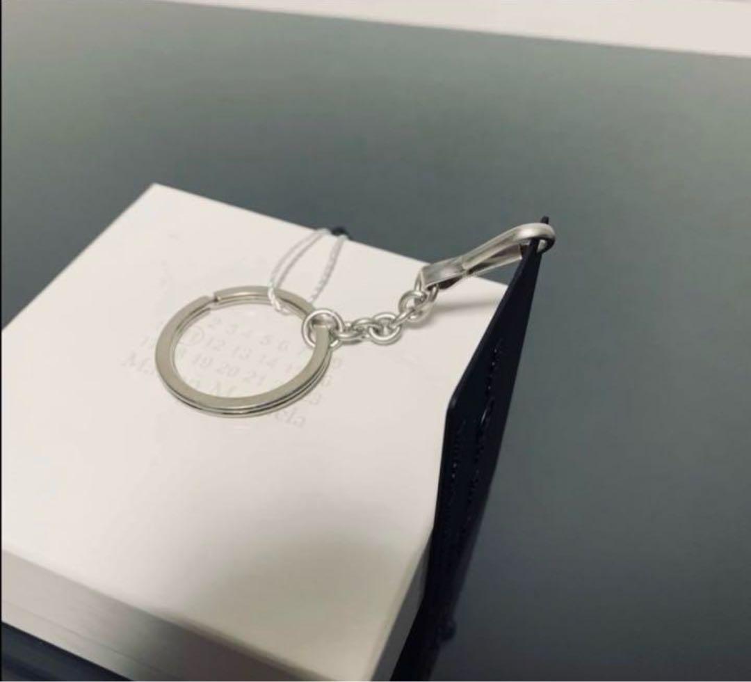 Maison Margiela メゾンマルジェラ ロゴ キーホルダー