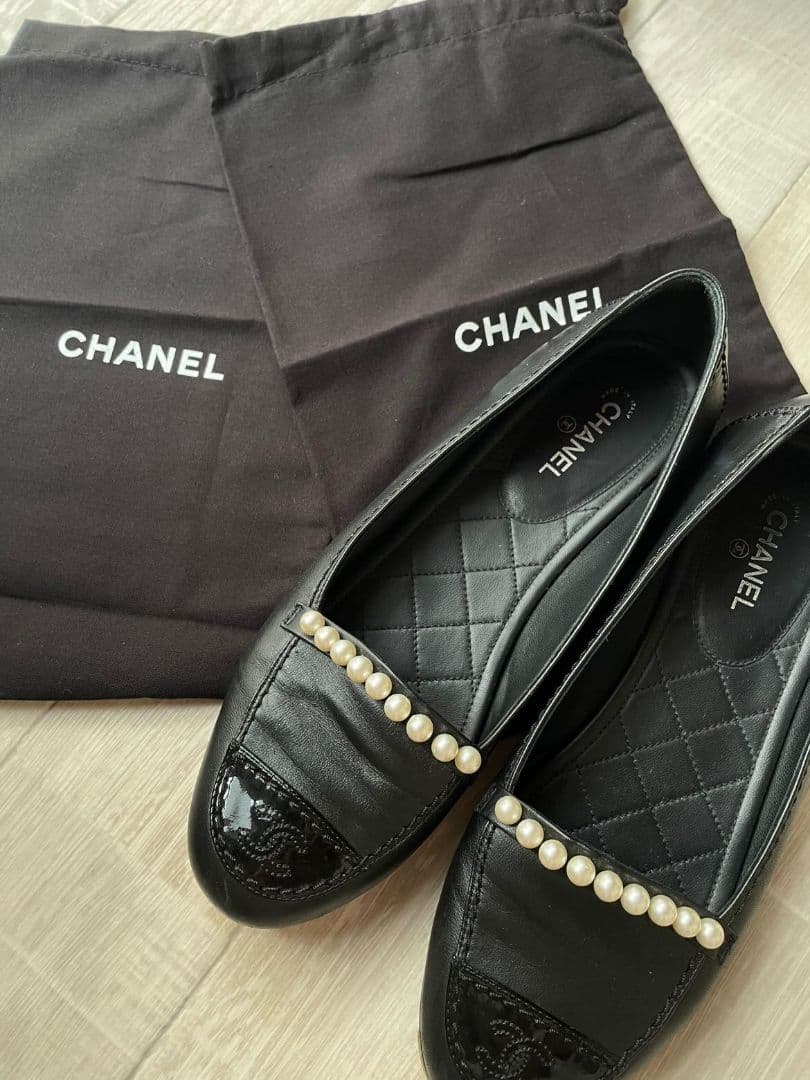 CHANEL パール付き フラットパンプス 38C